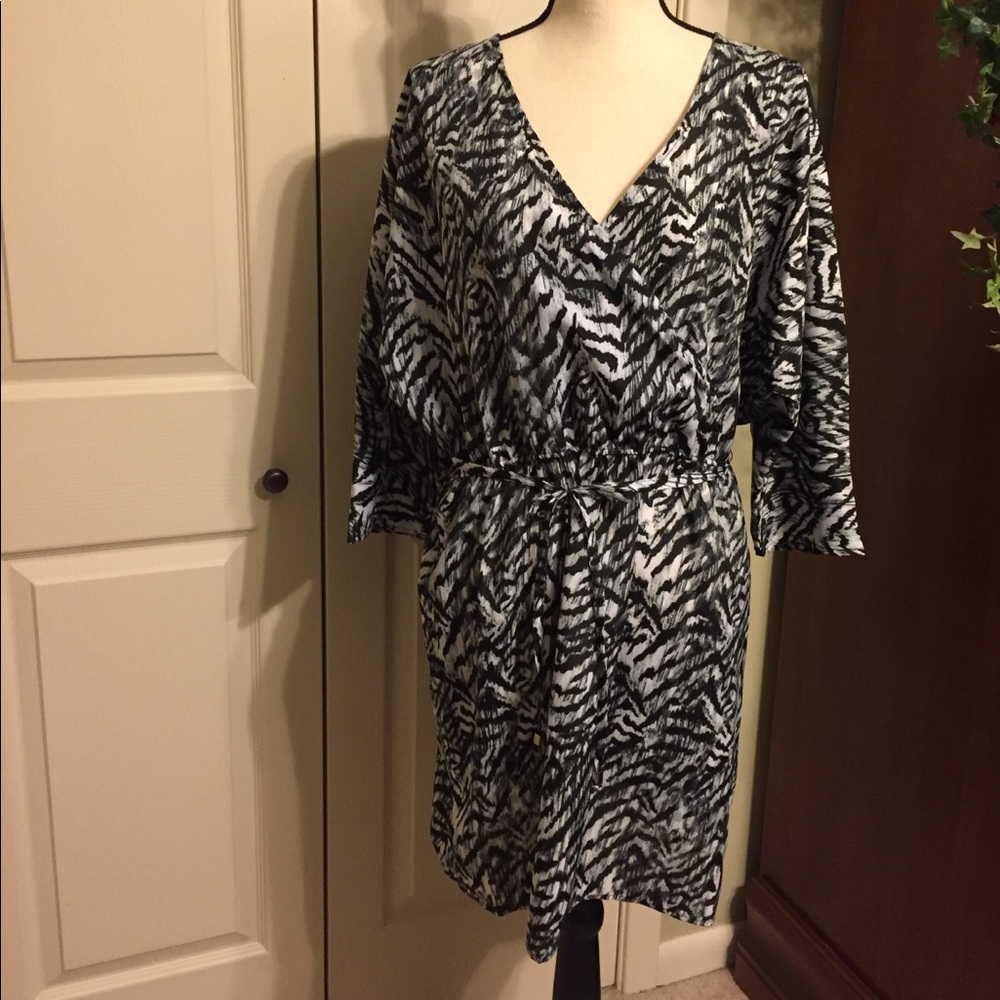 Kardashian Kollection Dress. Size Large Nwot